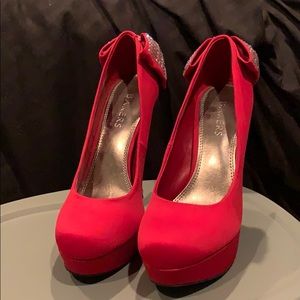 Red heels, jeweled bows on back